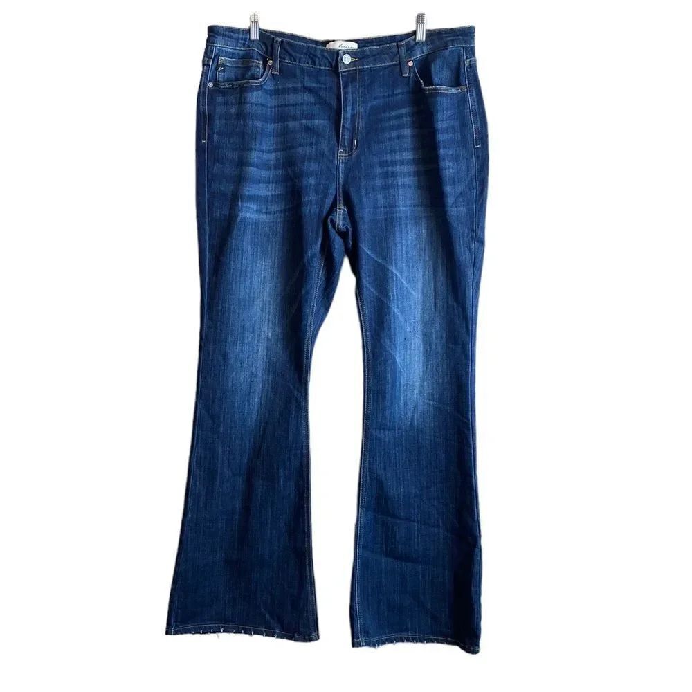Kan Can dark Wash bootcut jeans